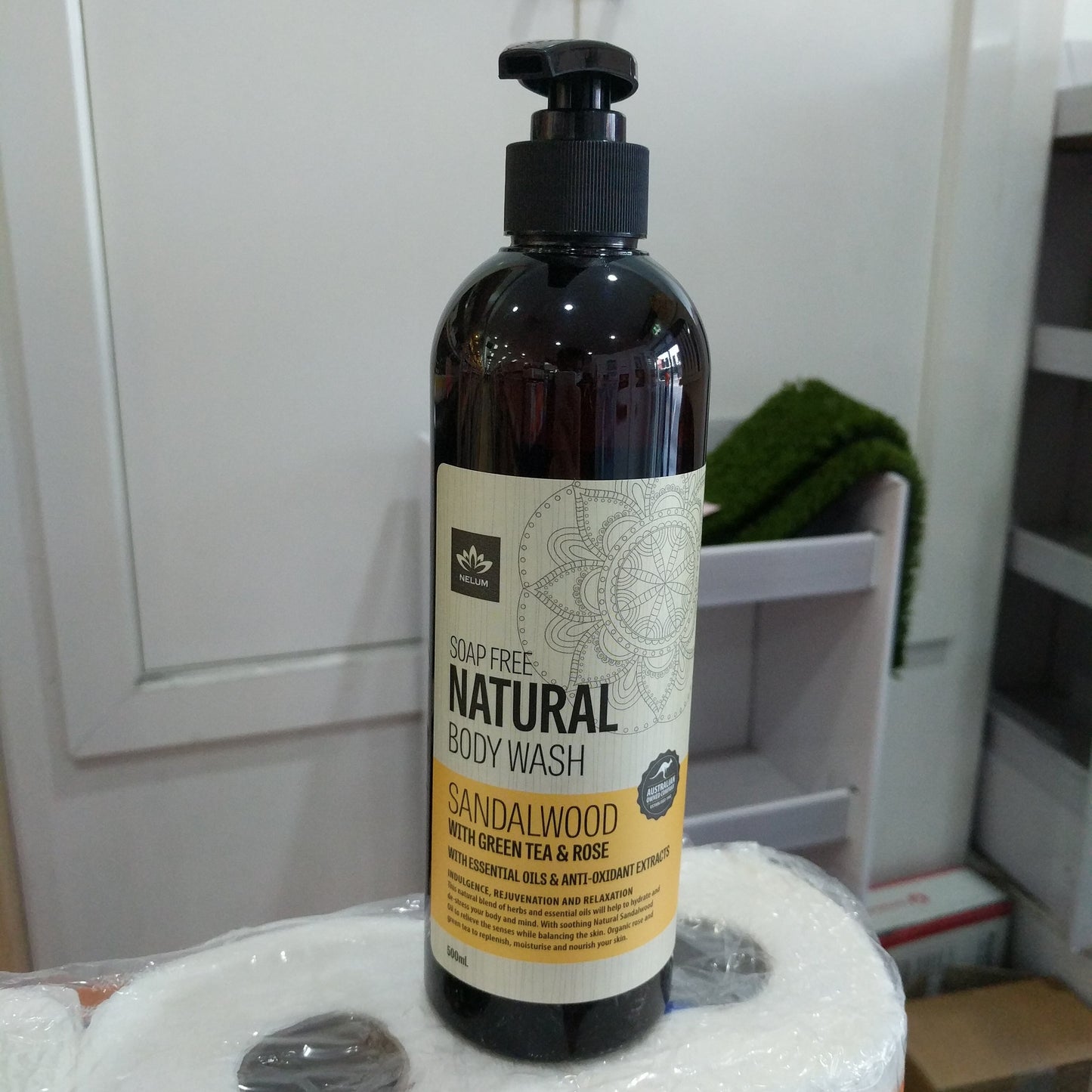 Nelum Soap Free Natural Body Wash With Sandalwood 500mL